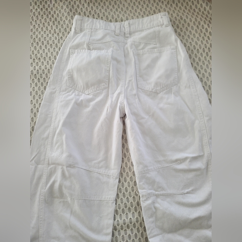 White Barrel Jeans - Picture 4 of 7